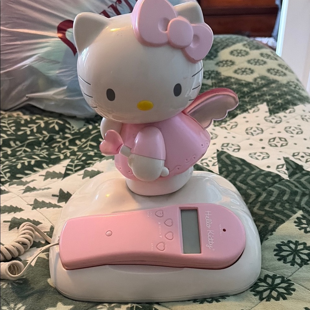 Hello Kitty Pink and White Angel Phone